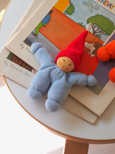 Wichtel Rattle Doll Blue